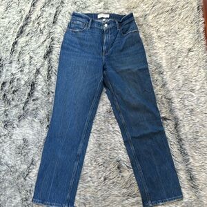A&F ultra high rise 90s straight jeans size 28